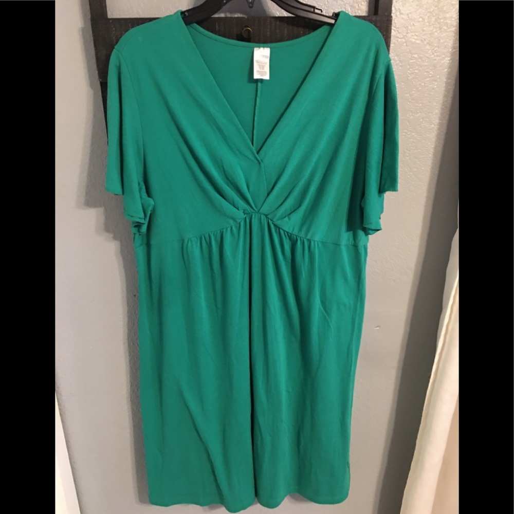 Green Comfy Dress - Picture 1 of 4